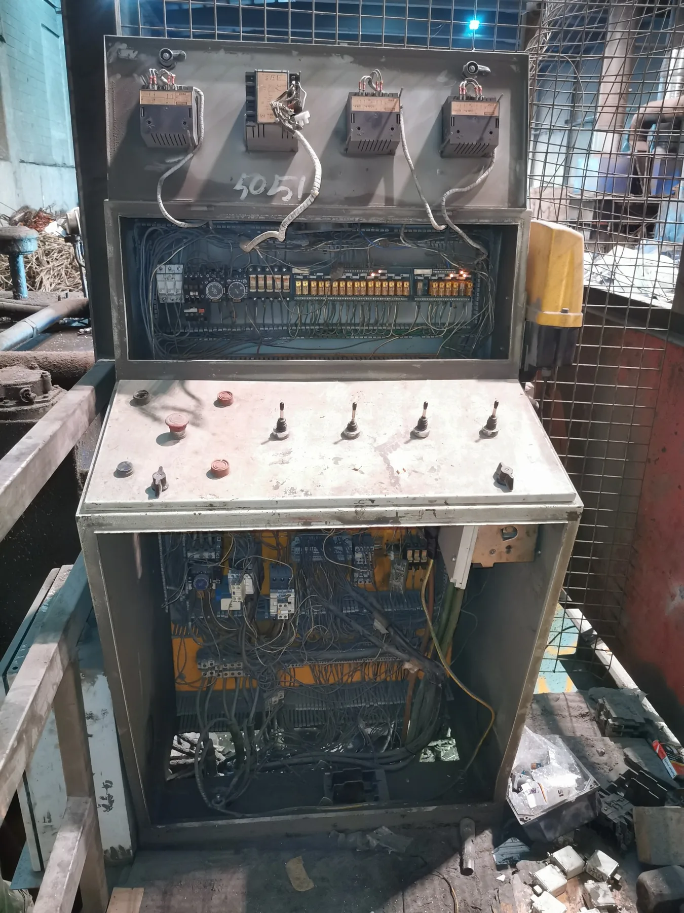 Pupitre de mando y control industrial de Electro Vallès